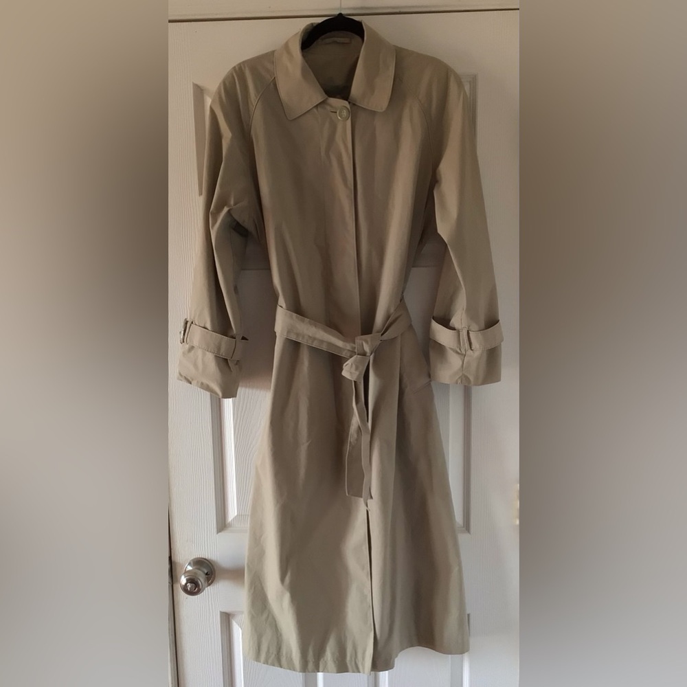 VINTAGE LONDON FOG TRENCH COAT, SIZE 6R, EUC